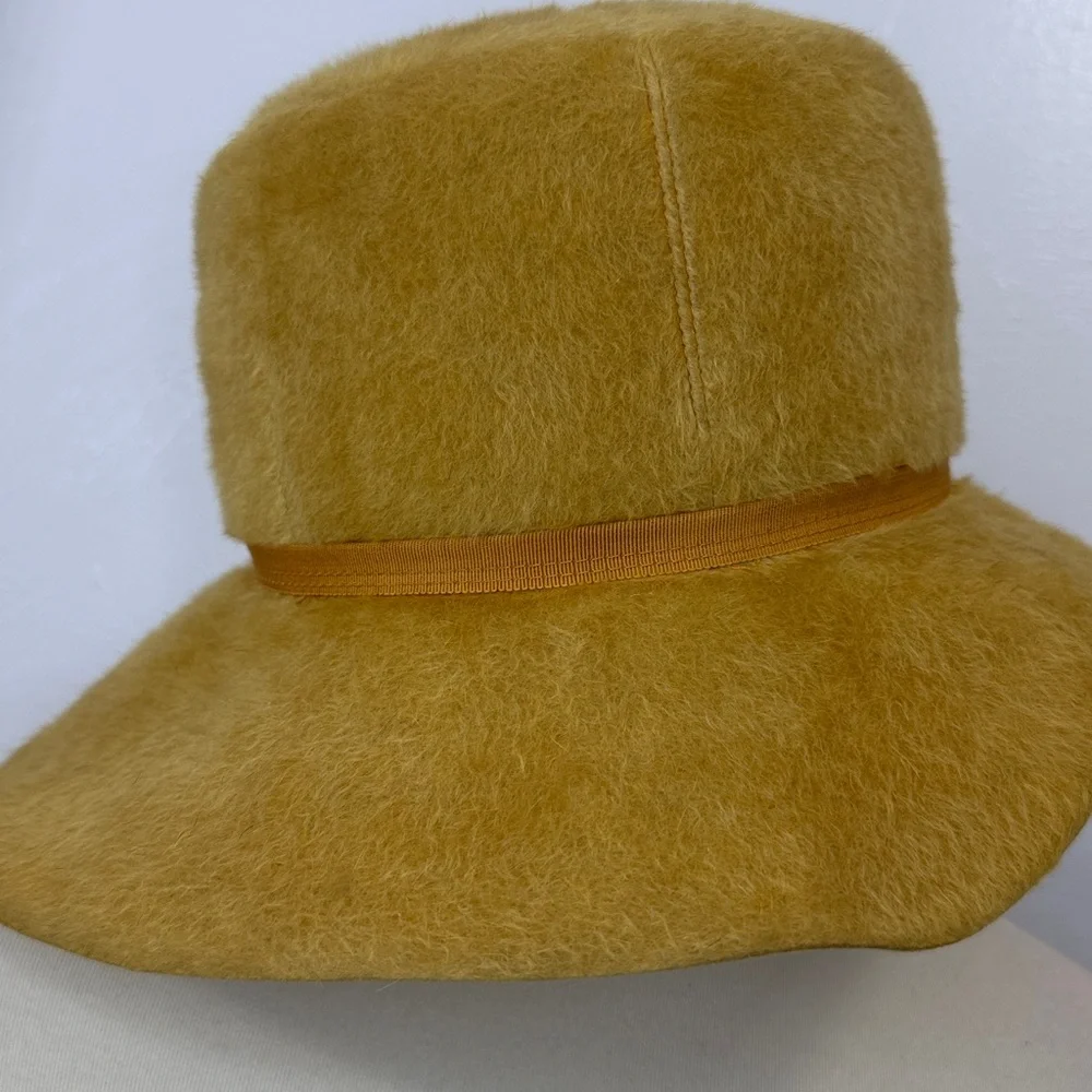 Vintage Golden Yellow Betmar Hat - Picture 8 of 17